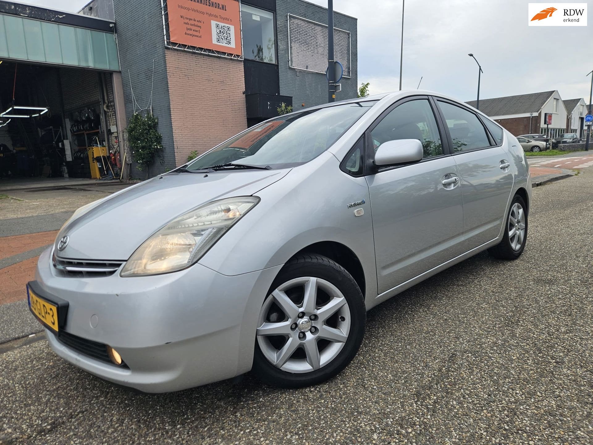 Toyota Prius 1.5 VVT-i Tech Edition GARANTIE, 1497 cc, Gebruikt, 4 cilinders, 23 km/l