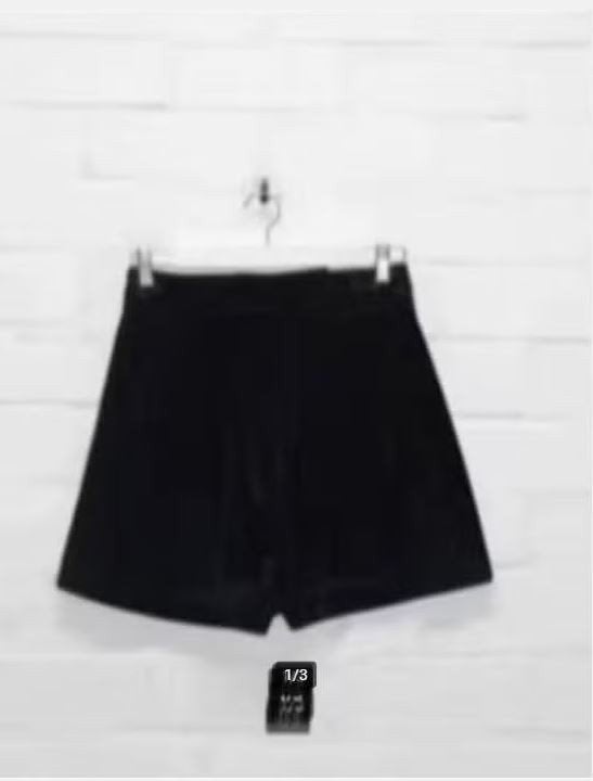 CHPTR-S - Velvet shortje maat 34 - Nieuw €180 - CHPTRS, Kort, Verzenden, Zwart, Nieuw