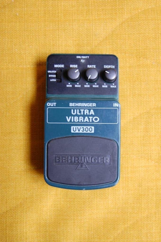 Behringer UV-200 Vibrato pedaal (kopie van Boss VB-2), Muziek en Instrumenten, Effecten, Verzenden, Zo goed als nieuw, Overige typen