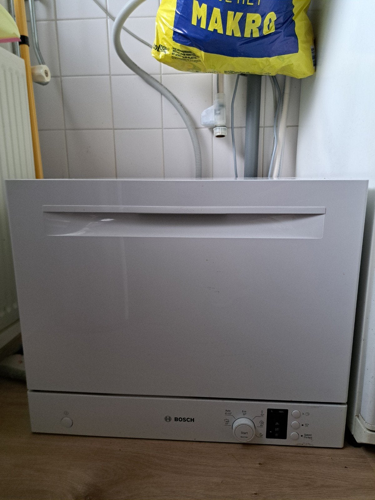 Compacte Bosch SK52T2000EU vaatwasser - Zo goed als nieuw, Minder dan 85 cm, Minder dan 10 liter, Ophalen of Verzenden, Zo goed als nieuw