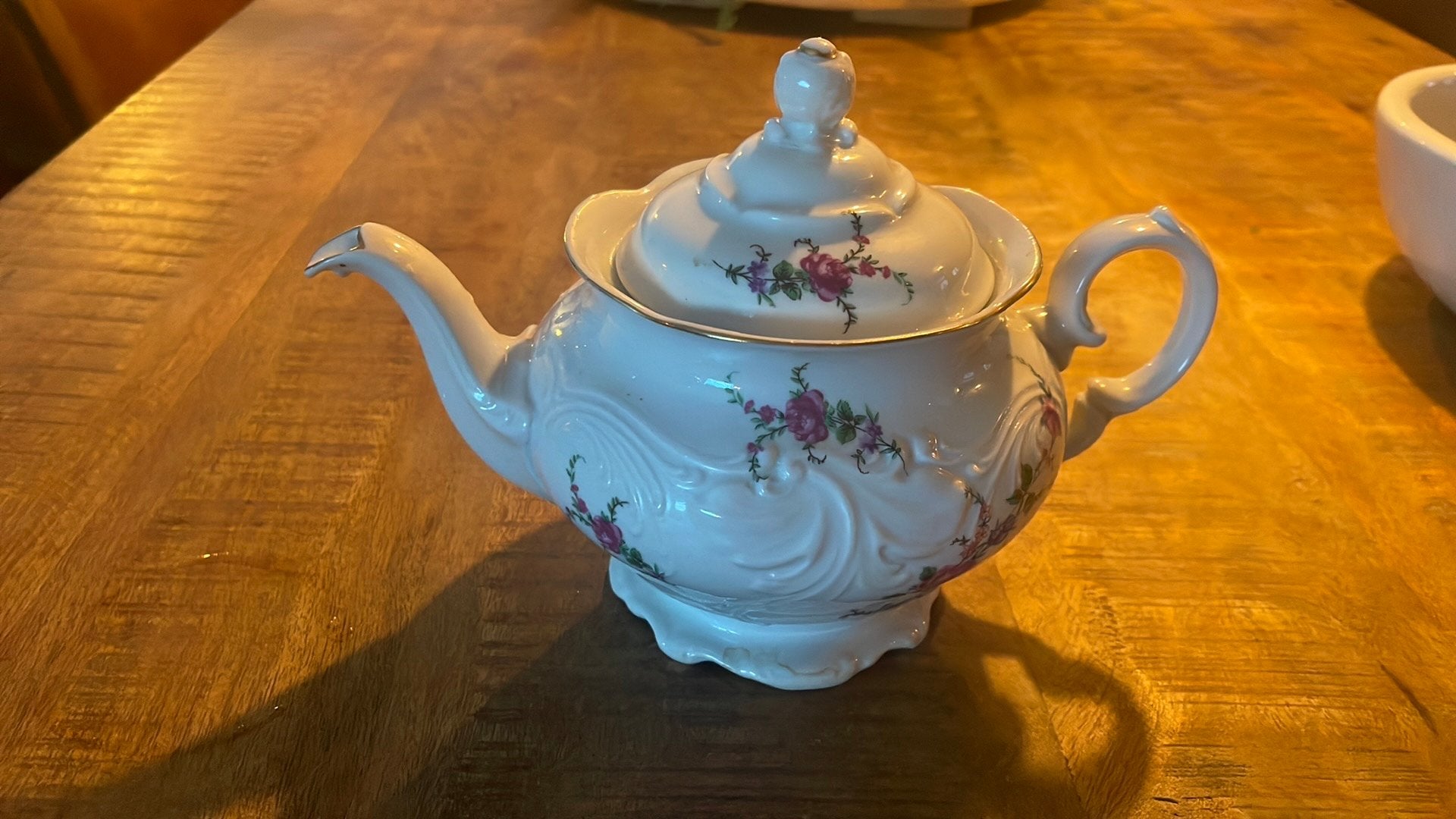 Vintage Porselein Theepot - Wawel (Made Poland) - barok, Antiek en Kunst, Ophalen of Verzenden