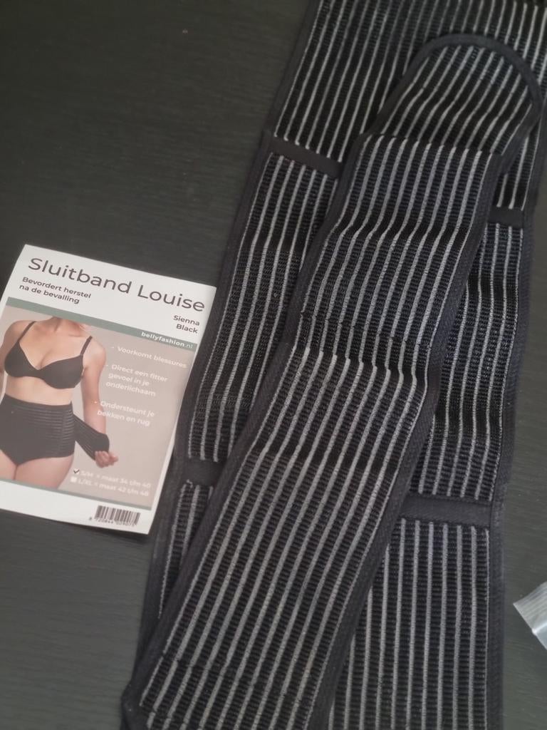 Sluitband Louise Bellyfashion Maat S/M 34-40, Louise Bellyfashion, Ophalen of Verzenden, Zwart, Overige typen