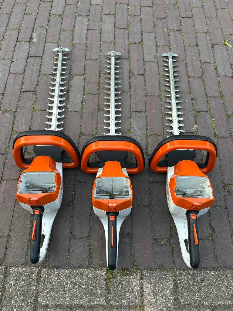 Set van 3 Stihl HSA 56 heggenscharen, Tuin en Terras, Ophalen of Verzenden, Zo goed als nieuw, Accu