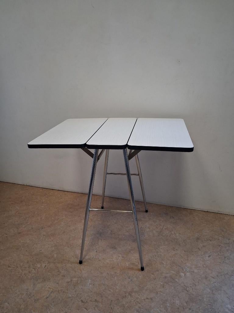 Vintage klaptafel jaren 60, Huis en Inrichting, Tafels | Eettafels, Ophalen, Gebruikt, Overige houtsoorten, 50 tot 100 cm