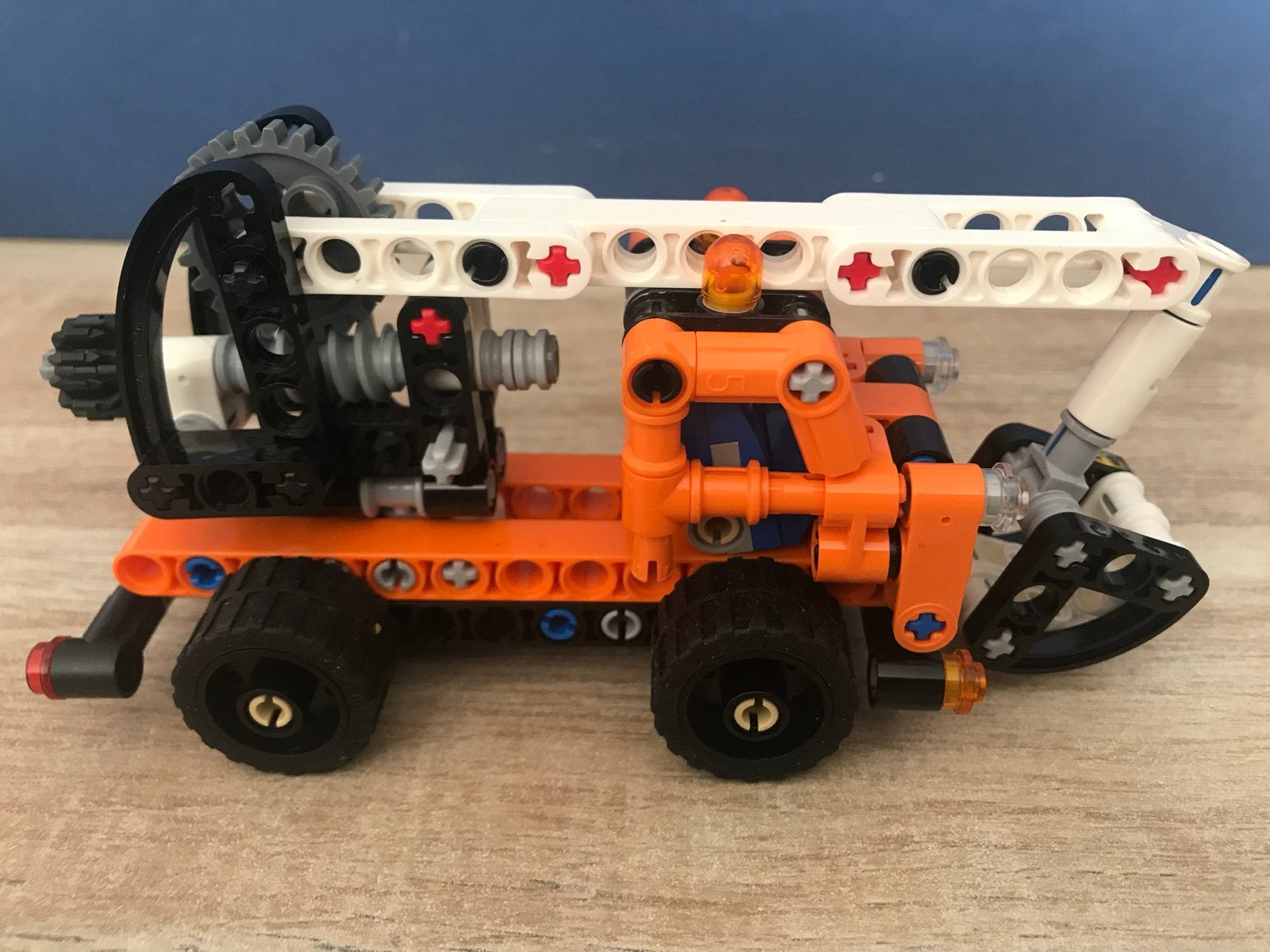 LEGO Technic 42088 hoogwerker, Lego, Ophalen of Verzenden, Zo goed als nieuw, Complete set