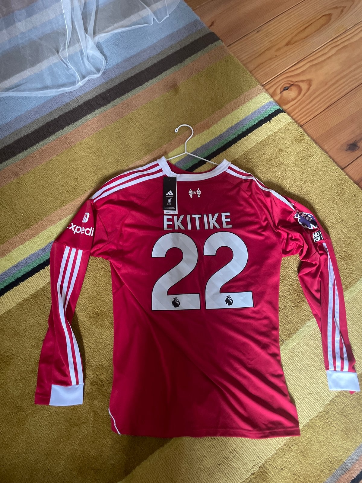 Liverpool voetbalshirt Ekitike 22 - Maat 2XL nieuw, Kleding | Heren, Verzenden, Nieuw, Overige maten, Voetbal