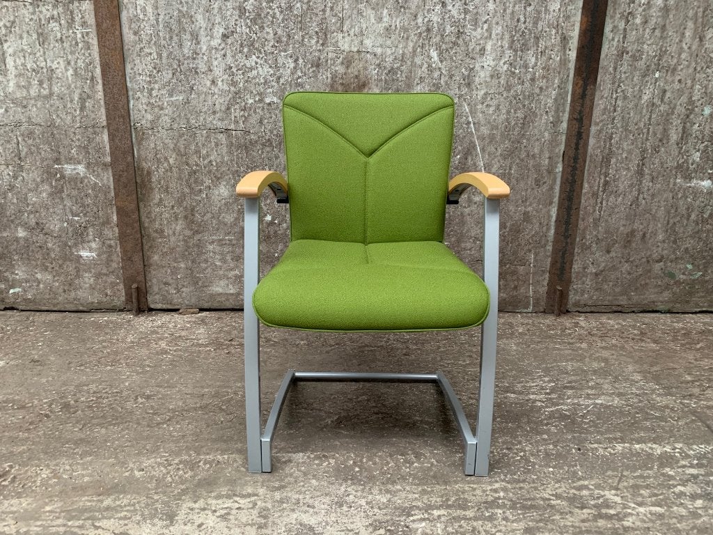 Kinnarps vergaderstoelen - Sledeframe, Gebruikt, Overige kleuren, Ophalen of Verzenden, Stof