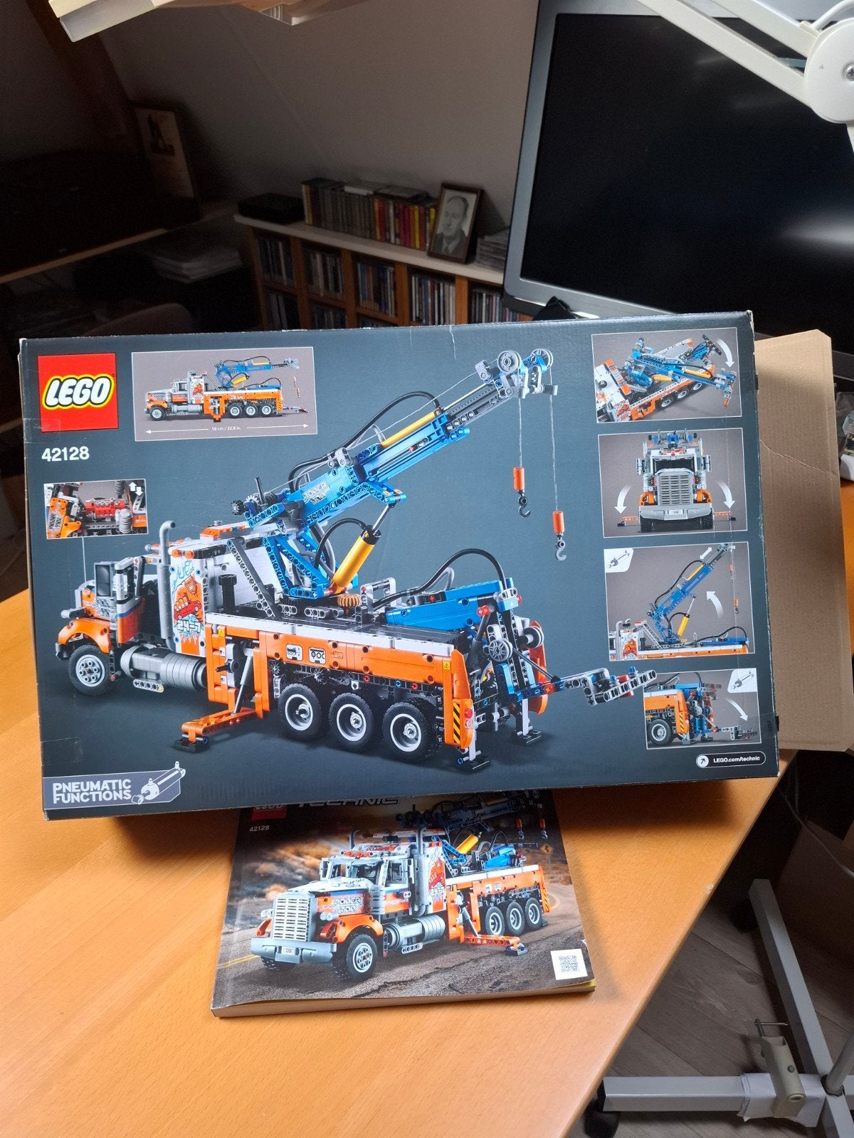 Mooi nieuwe originele lego sleepwagen wagen set 42128, Ophalen of Verzenden, Zo goed als nieuw