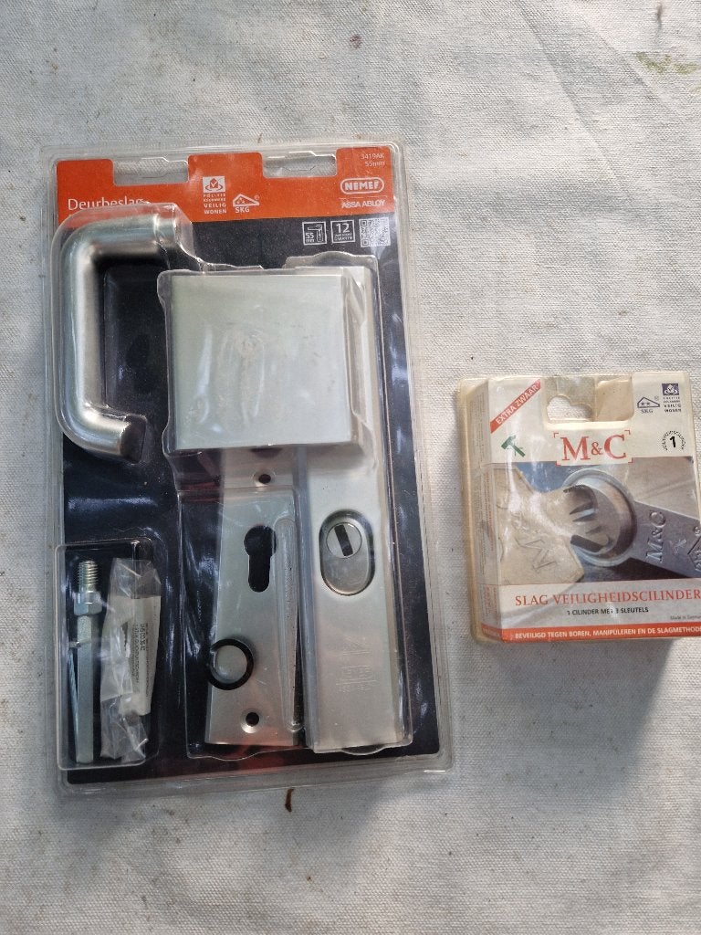 Nemef veiligheidsdeursbeslag, hoogwaardig kwaliteit., Ophalen of Verzenden, Nieuw, 50 tot 100 mm
