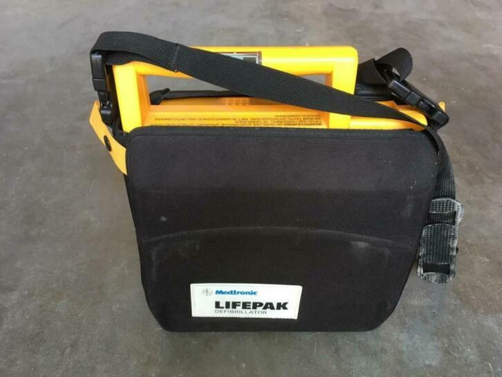 AED Medtronic Fysiocontrol Lifepak 500 bifasisch, Diversen, Niet ingevuld, Gebruikt, Niet ingevuld, Ophalen of Verzenden