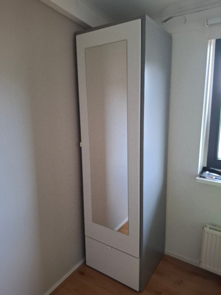 Smalle kledingkast "Visthus" van IKEA met spiegel, Huis en Inrichting, 200 cm of meer, 50 tot 100 cm, Zo goed als nieuw, IKEA