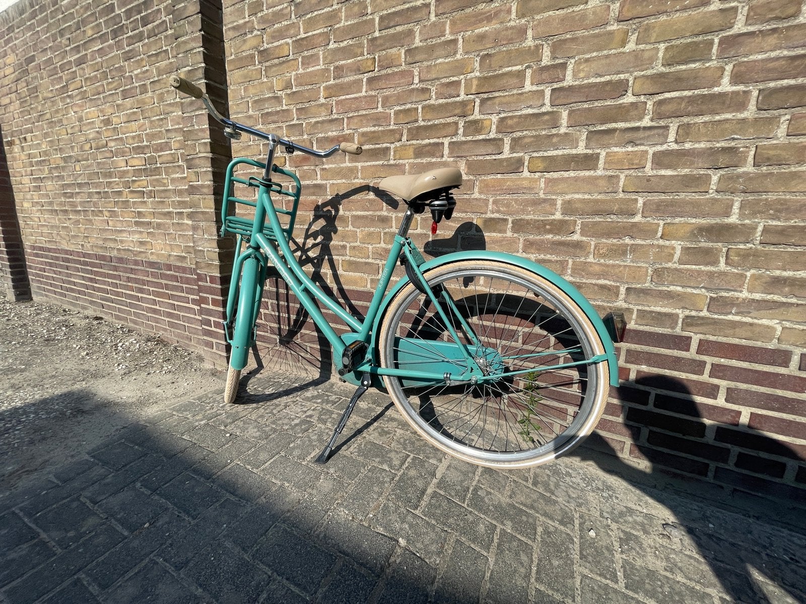 Turquoise damesfiets met voordrager, Fietsen en Brommers, Fietsen | Dames | Damesfietsen, Velgrem, Ophalen, Overige merken, 53 tot 56 cm