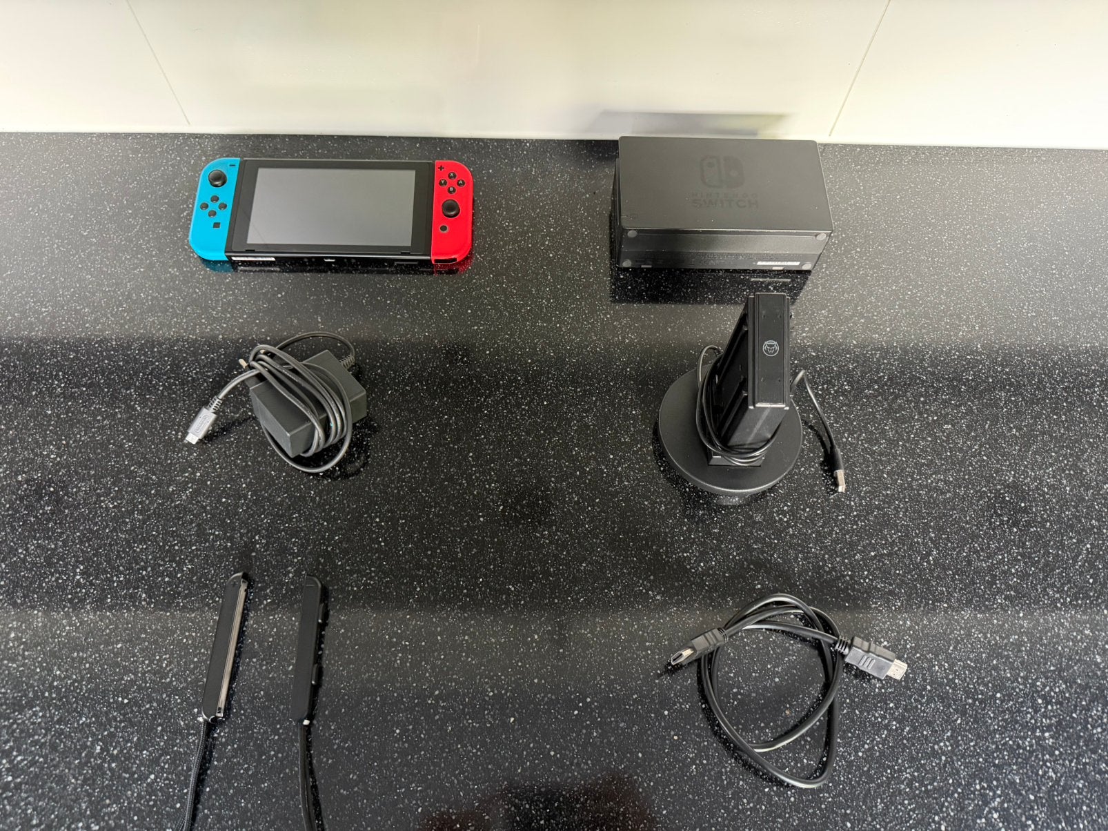 Nintendo Switch v2 | Compleet | Accessoires, Switch 2019 Upgrade, Met 2 controllers, Ophalen of Verzenden, Zo goed als nieuw