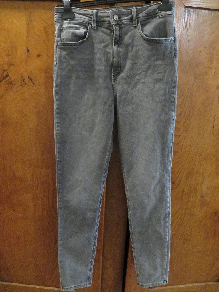 Dames jeans Denim grijs maat 42 Zara Z.G.A.N., Kleding | Dames, Zara, Ophalen of Verzenden, Zo goed als nieuw, W33 - W36 (confectie 42/44)