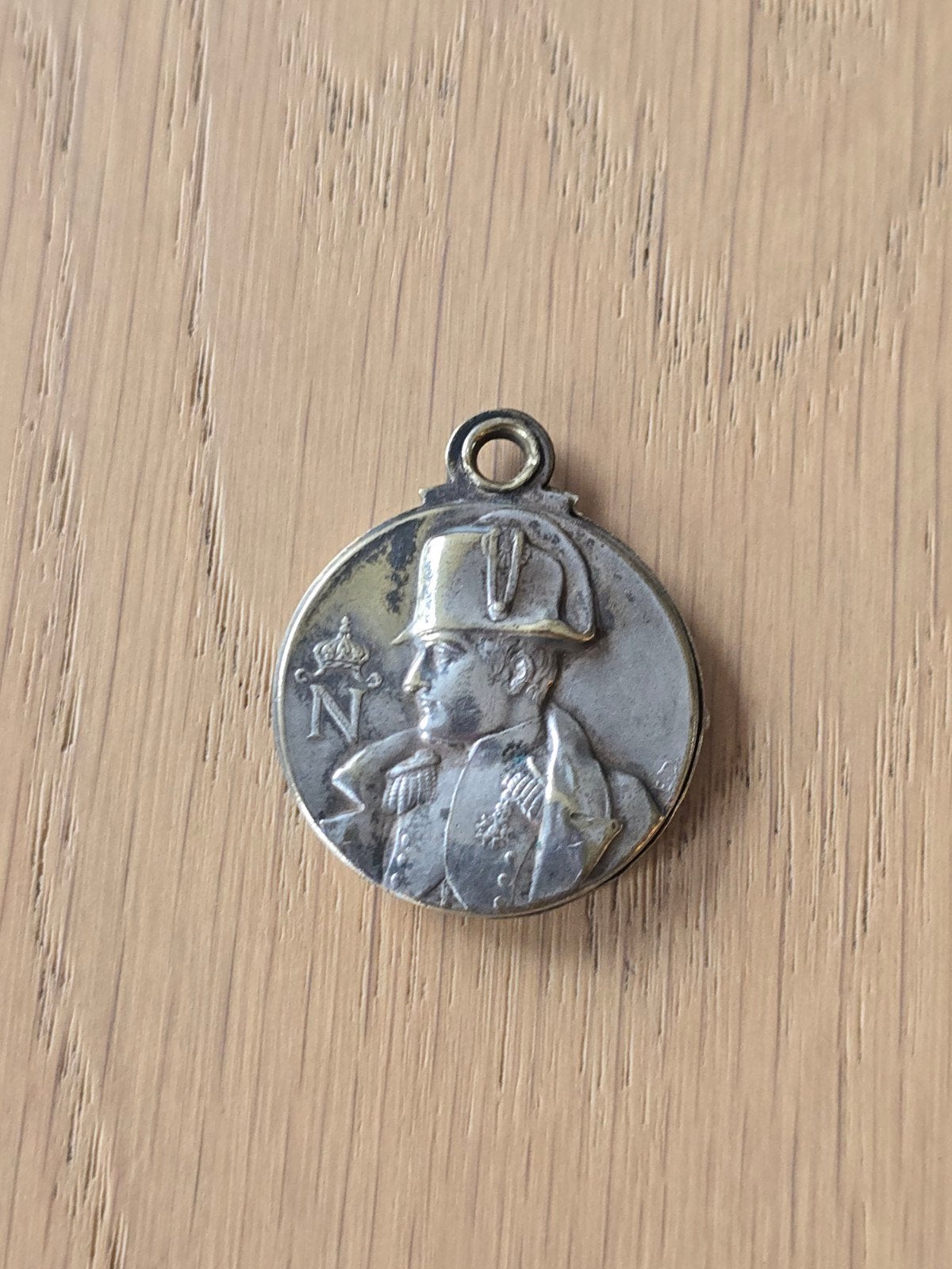 antieke Art Nouveau openschuifmedaillon Napoleon Bona
opensc, Ophalen of Verzenden, Overige materialen