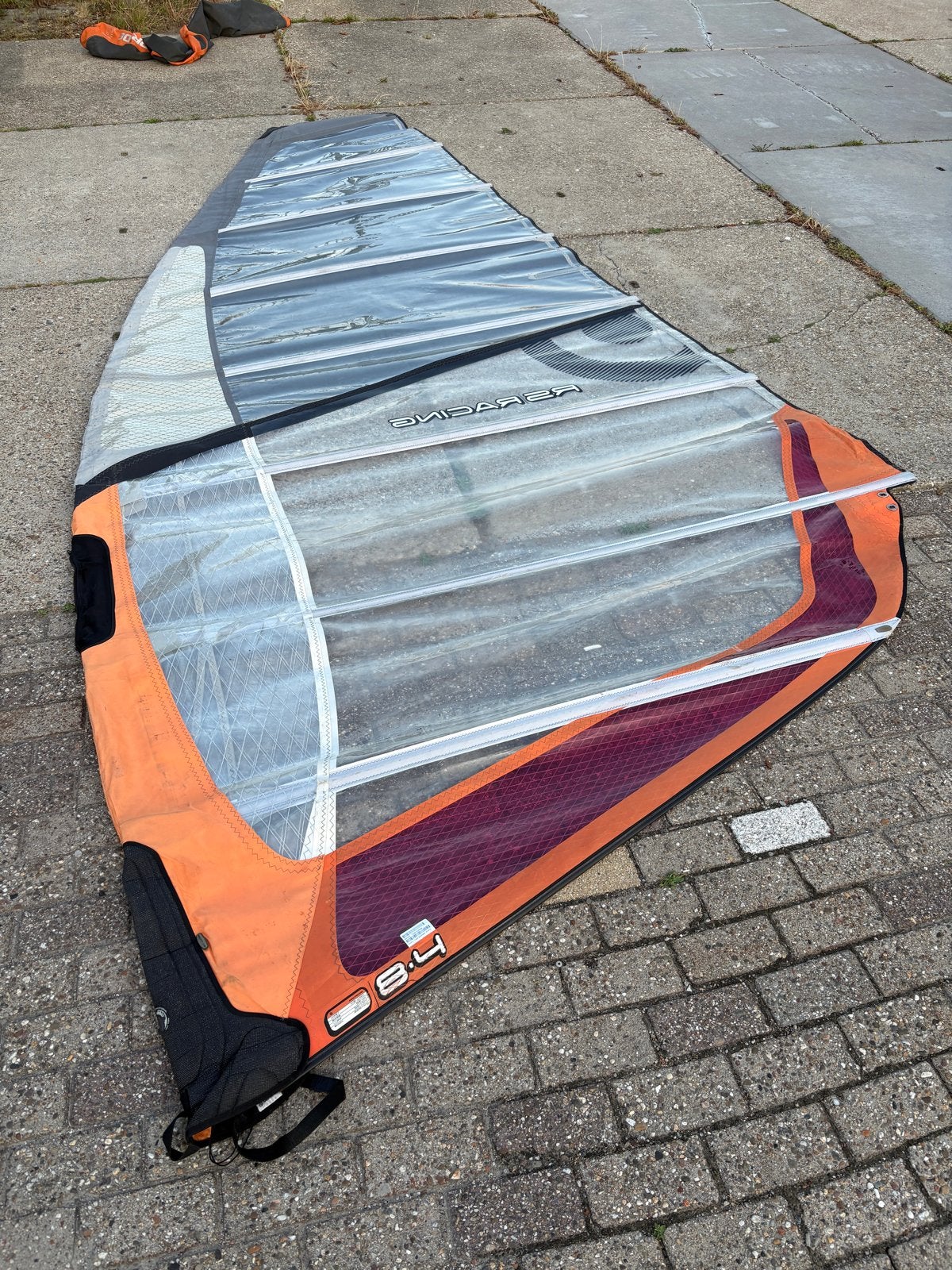 Windsurfzeilen Neilpryde 8.4, Simmer 4.5, Watersport en Boten, Windsurfen, Ophalen, 3.5 tot 5 m², Neilpryde, Zeil