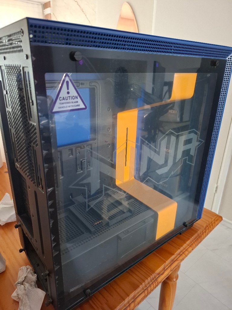 NZXT H700i NINJA Special Edition, Computers en Software, Ophalen, Nieuw