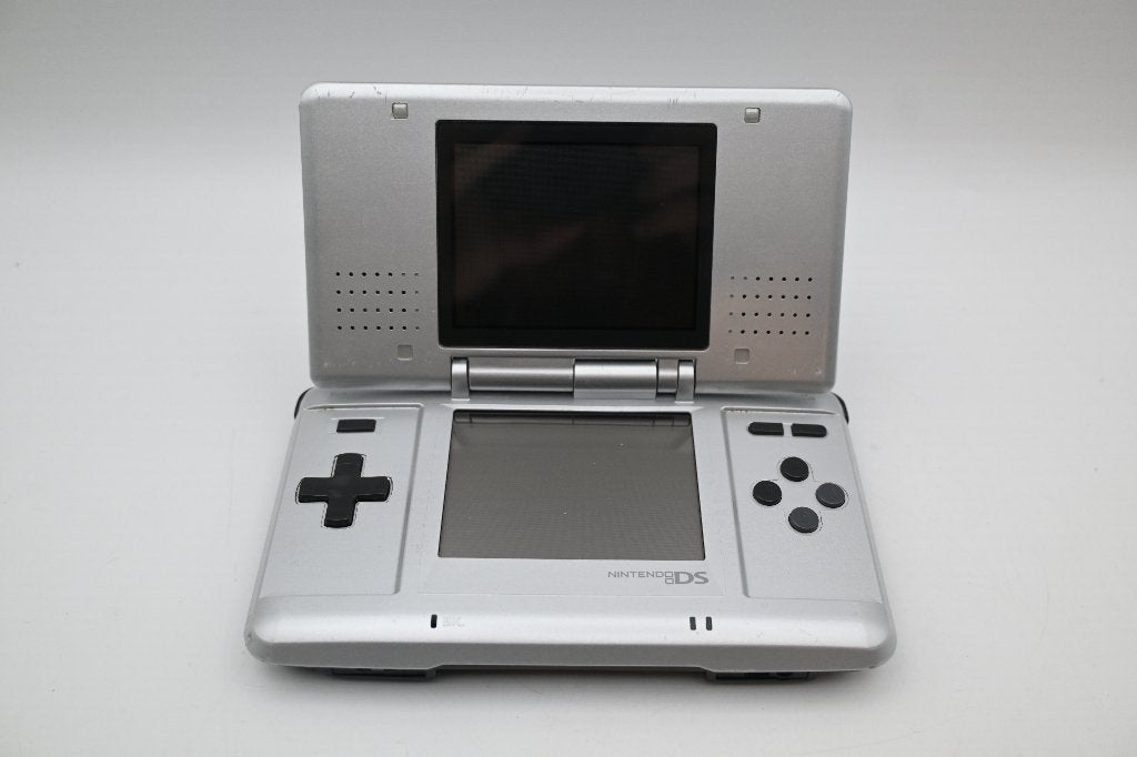 Grijze Nintendo DS Phat - bovenkant beschadigt, Nintendo, Nintendo, Puzzel en Educatief, 1 speler