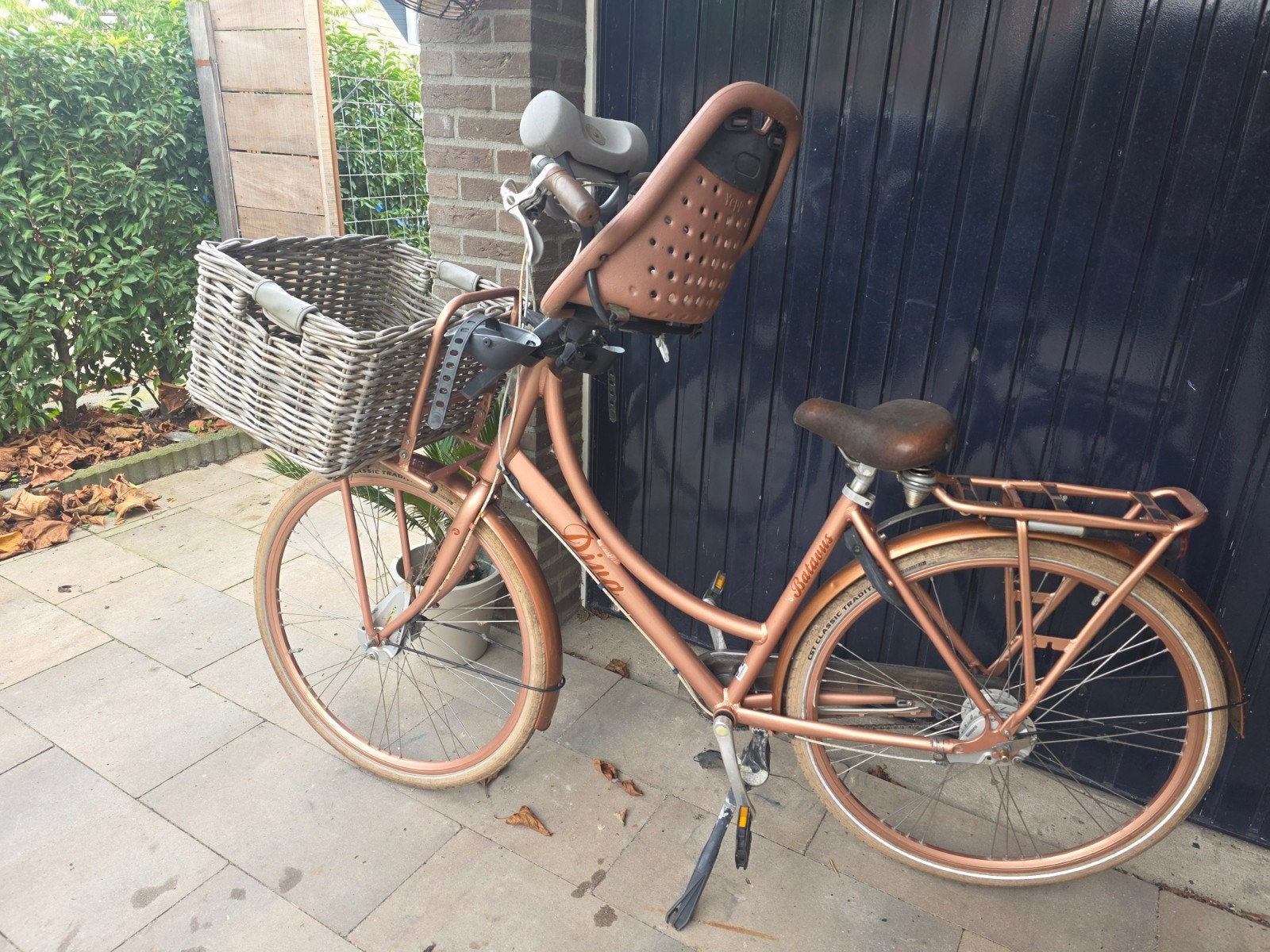 Batavus Diva Damesfiets met Mand en Kinderzitje, Fietsen en Brommers, Ophalen, (Extra) lage instap, Batavus, Trommelrem