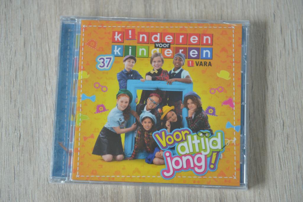 KINDEREN VOOR KINDEREN - deel 37 - JONG VOOR ALTIJD, Cd's en Dvd's, Verzenden, Zo goed als nieuw