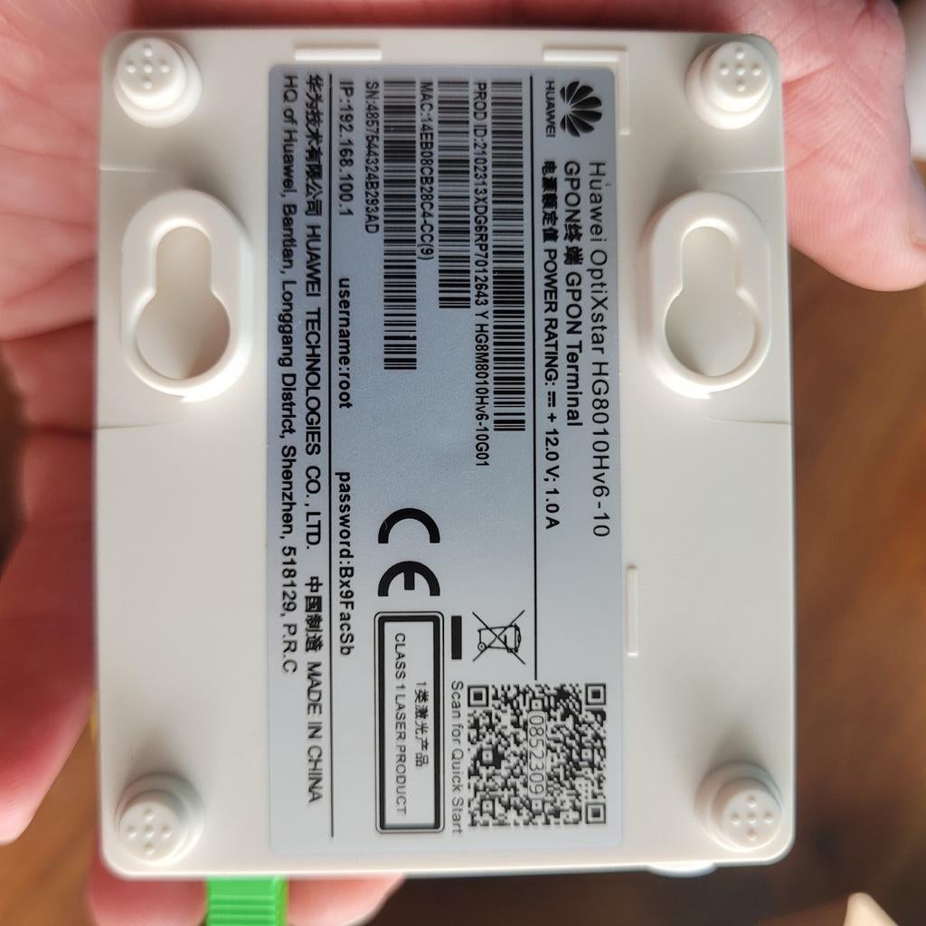 Huawei OptiXstar HG8010Hv6-10 GPON Terminal, Computers en Software, Routers en Modems, Zo goed als nieuw, Router met modem, Ophalen of Verzenden