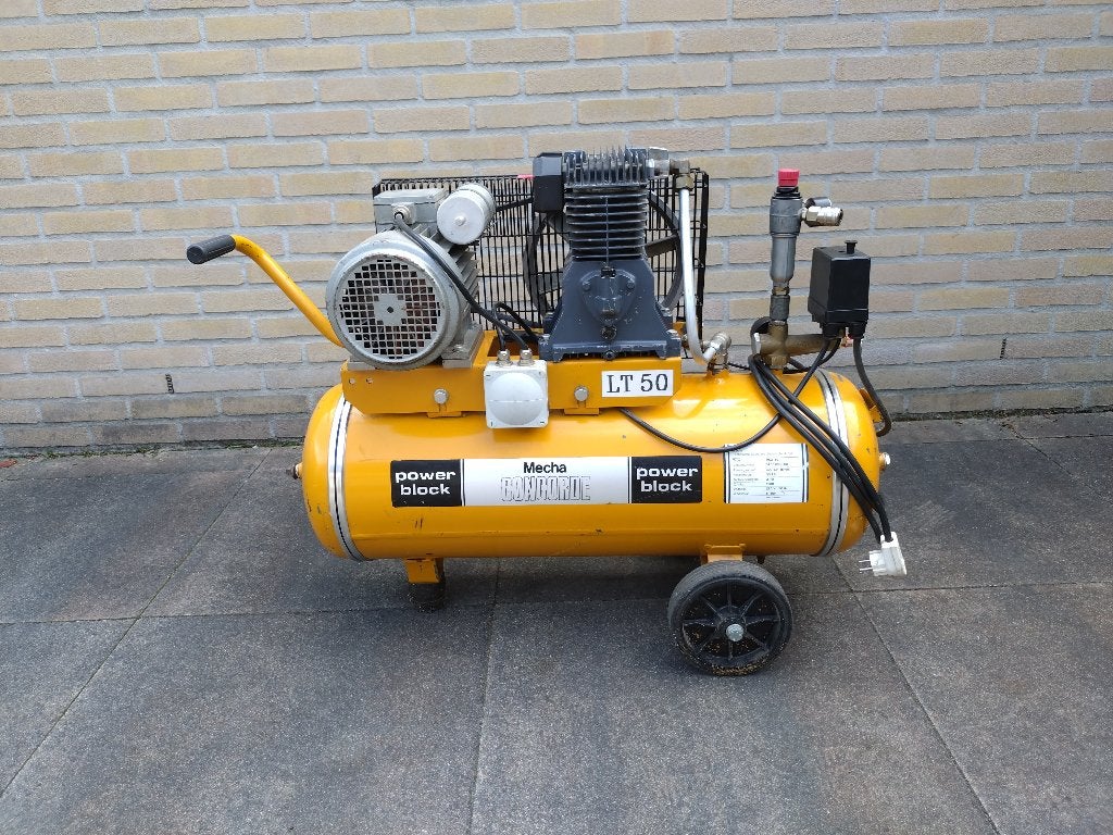 Compressor Mecha Concorde, Doe-het-zelf en Verbouw, Compressors, Ophalen, Gebruikt, 6 tot 10 bar, 25 tot 100 liter