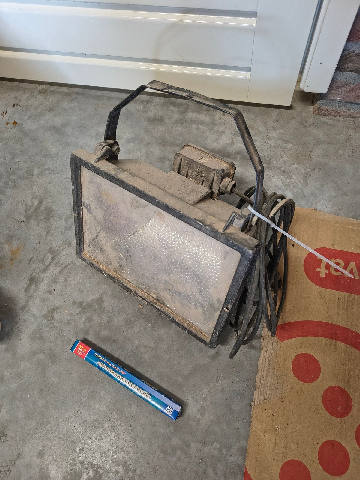 Gebruikte bouwlamp 1000W met extra halogeenlamp, Doe-het-zelf en Verbouw, Bouwverlichting, Ophalen, Gebruikt, 500 watt of meer