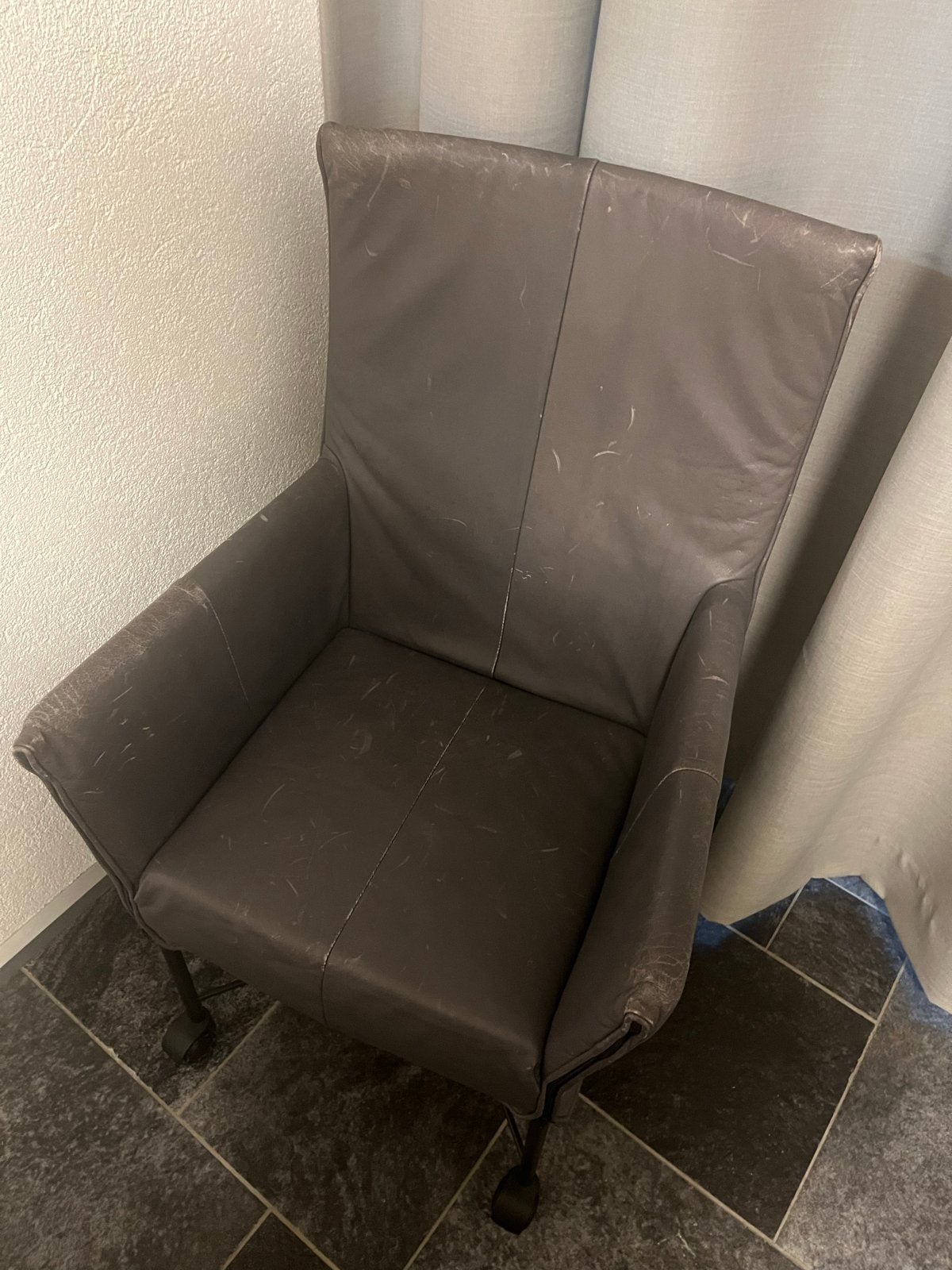 4x Charly Montis stoelen - restauratieproject, Gebruikt, Bruin, Leer, Ophalen of Verzenden