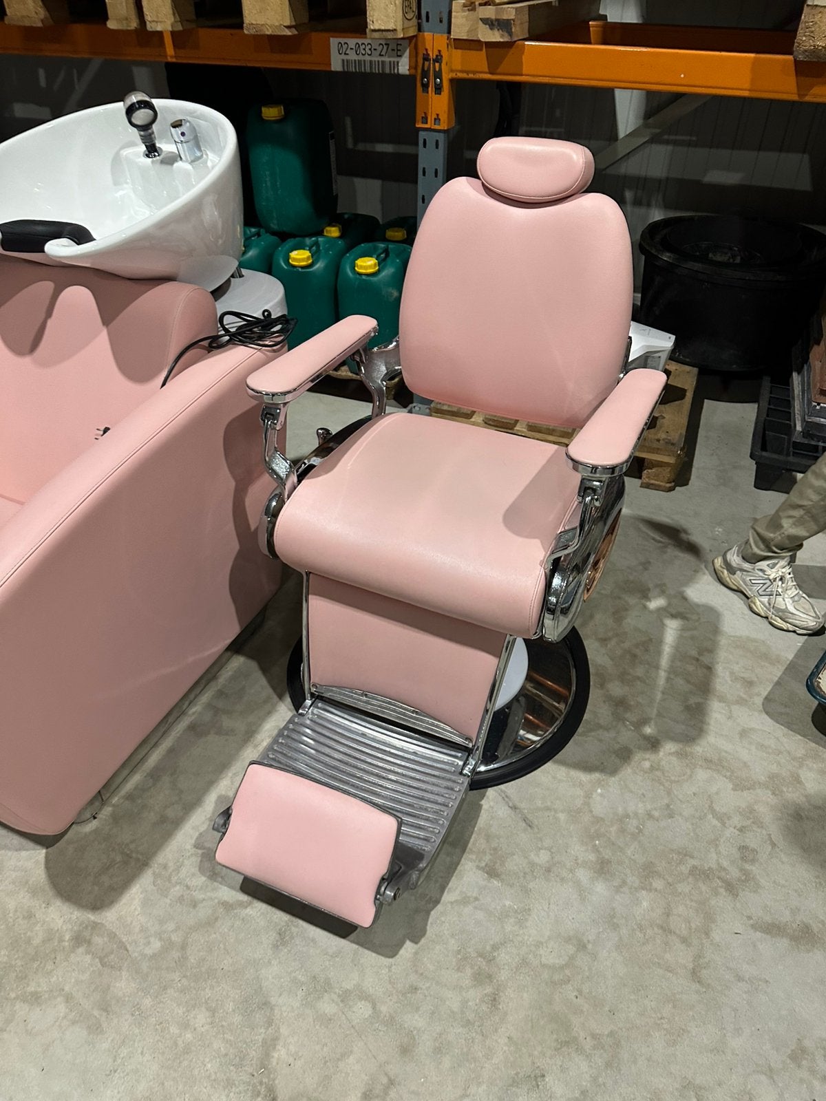 Roze Retro Kappersstoel en kappers wasunit, Ophalen, Huis en Inrichting