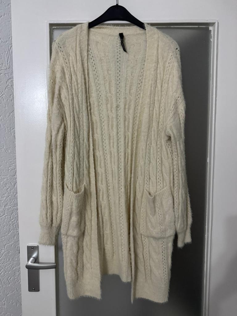 Bijna nieuwe vest, Ophalen of Verzenden, Zo goed als nieuw, Maat 42/44 (L)