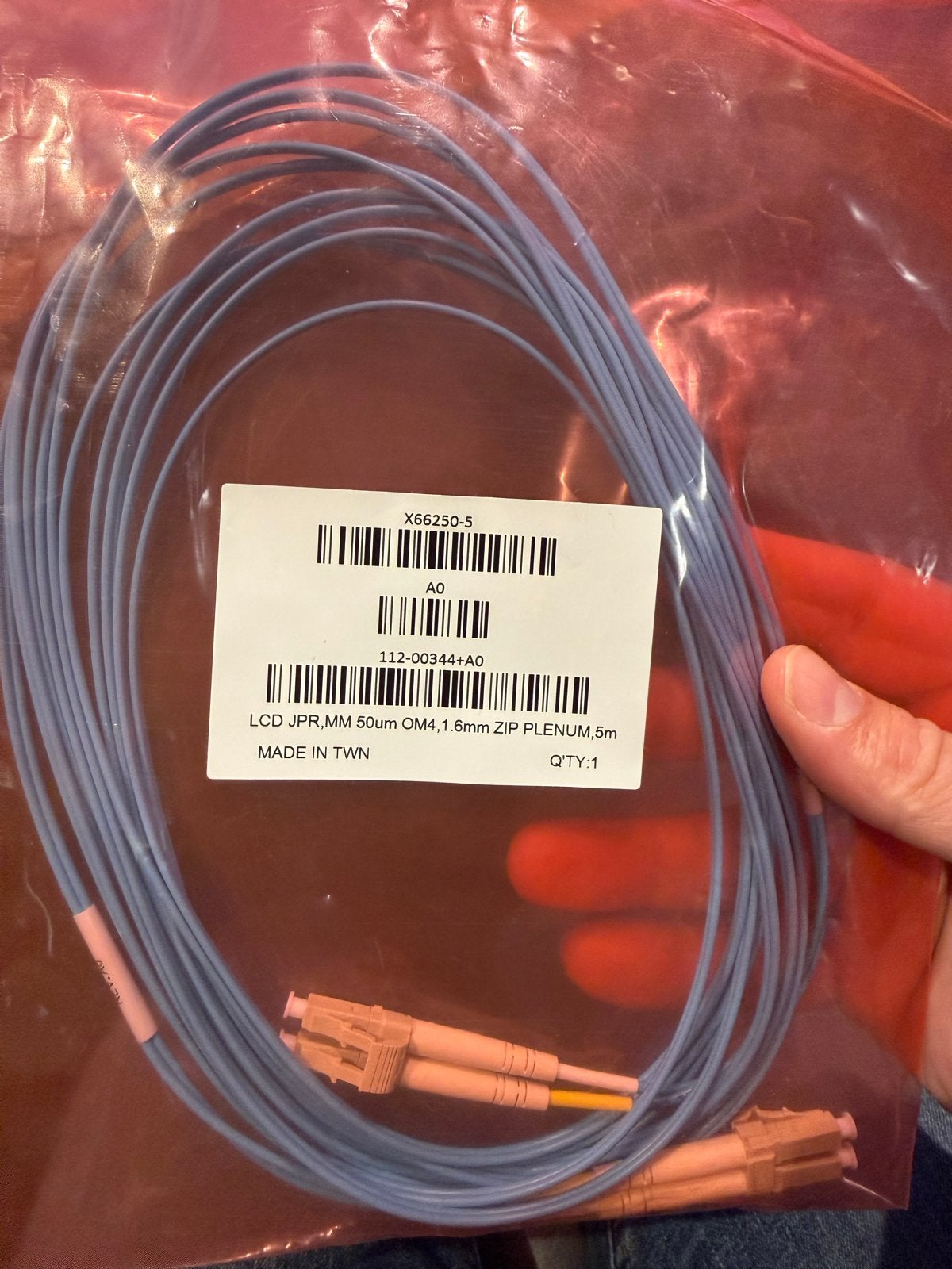 Nieuwe Glasvezelkabel - 50um OM4, 1.6mm ZIP PLENUM, 5m, Computers en Software, Ophalen of Verzenden, Nieuw
