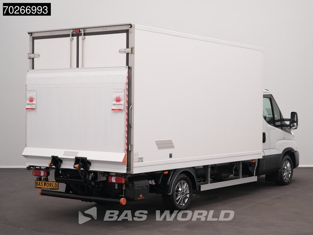 Iveco Daily 35S18 BPM VRIJ! 3.0L Laadklep Koelwagen Vriezer, Automaat, Stof, Euro 6, 4 cilinders