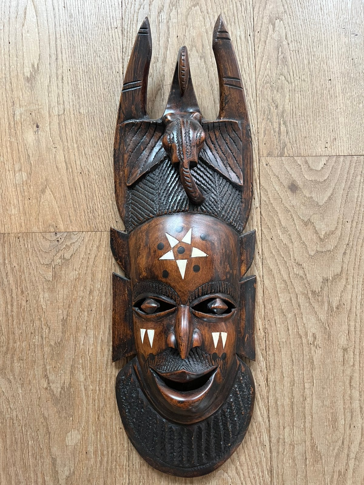 Afrikaans masker, Bruin, Afrika, Houtsnijwerk, Ophalen