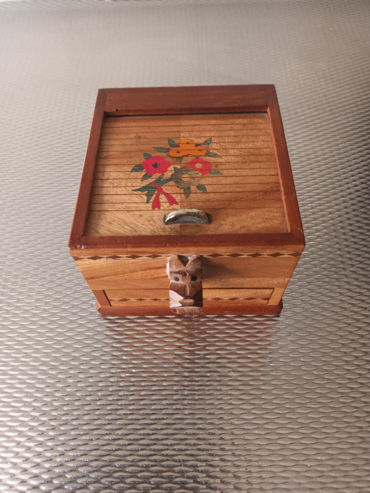 Mooie Vintage Japanse Mechanische Houten Sigarettendoos, Antiek en Kunst, Ophalen of Verzenden