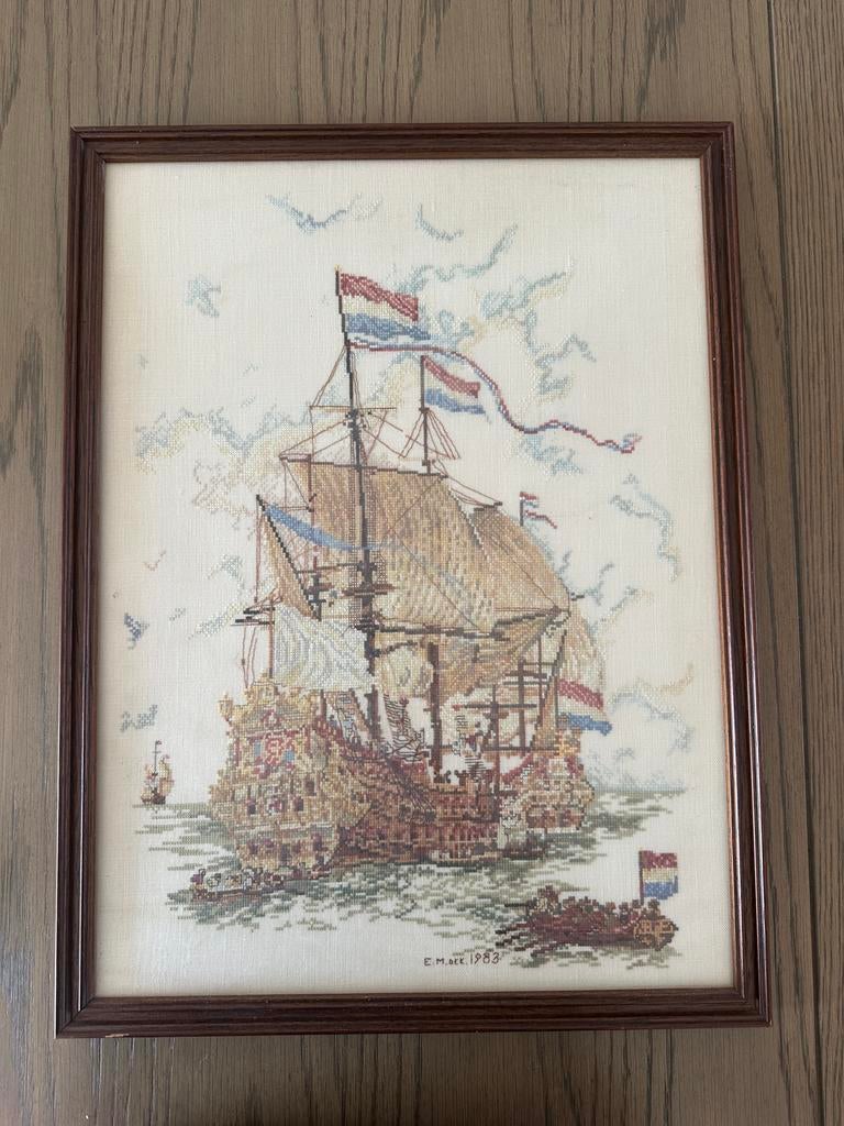 Borduurwerk oud zeilschip, E.M. Dek 1983, Antiek en Kunst, Ophalen