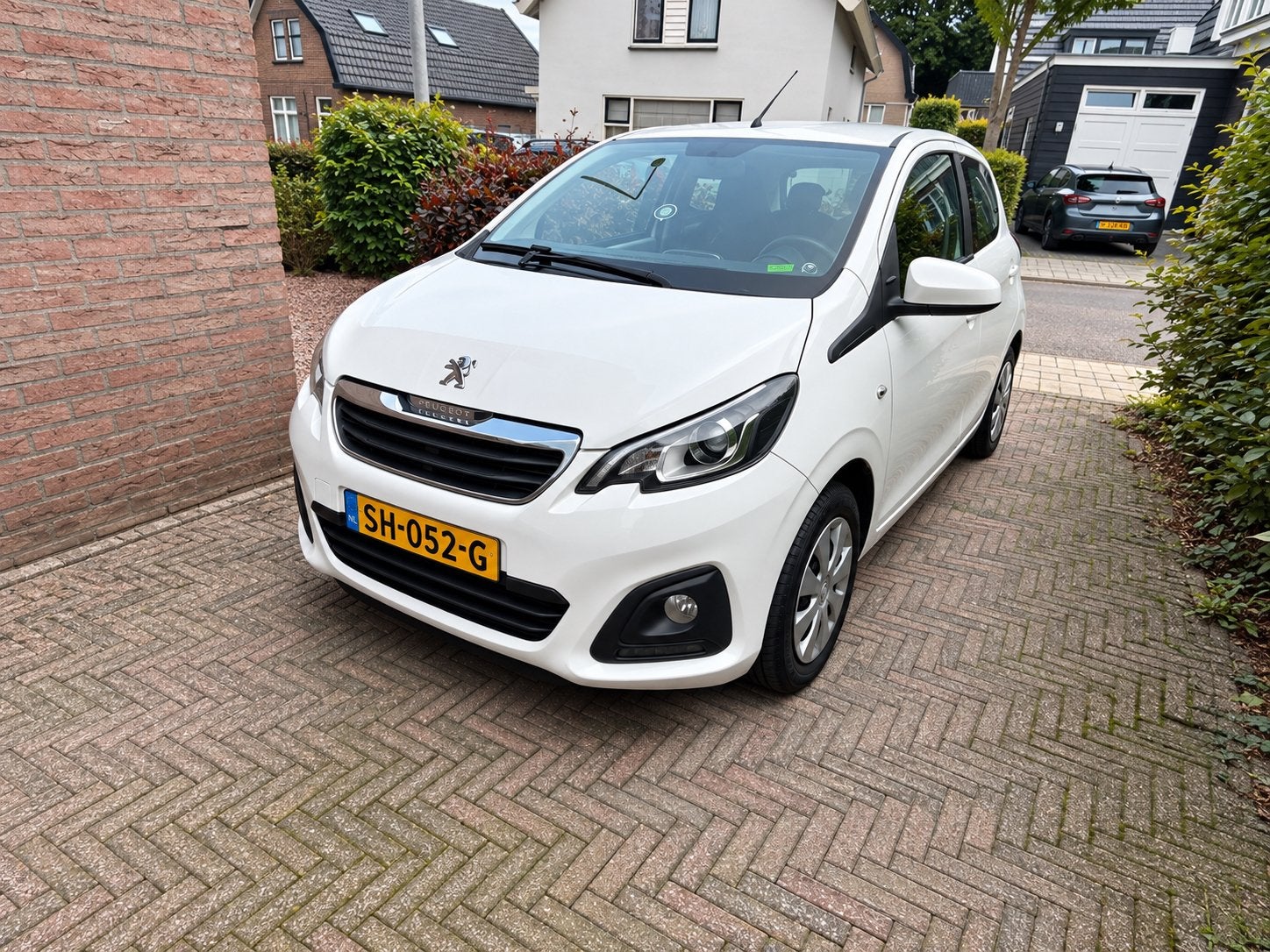 Peugeot 108 1.0 12V E-vti 51KW 5DR 2018 Wit, Auto's, Voorwielaandrijving, 4 stoelen, Wit, Origineel Nederlands