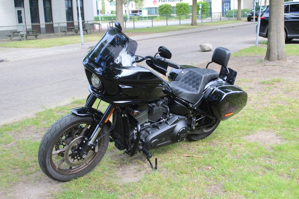 Harley-Davidson Low Rider 117 FXLRST Lowrider ST, Motoren, Motoren | Harley-Davidson, Chopper, Bedrijf, 1923 cc, Meer dan 35 kW