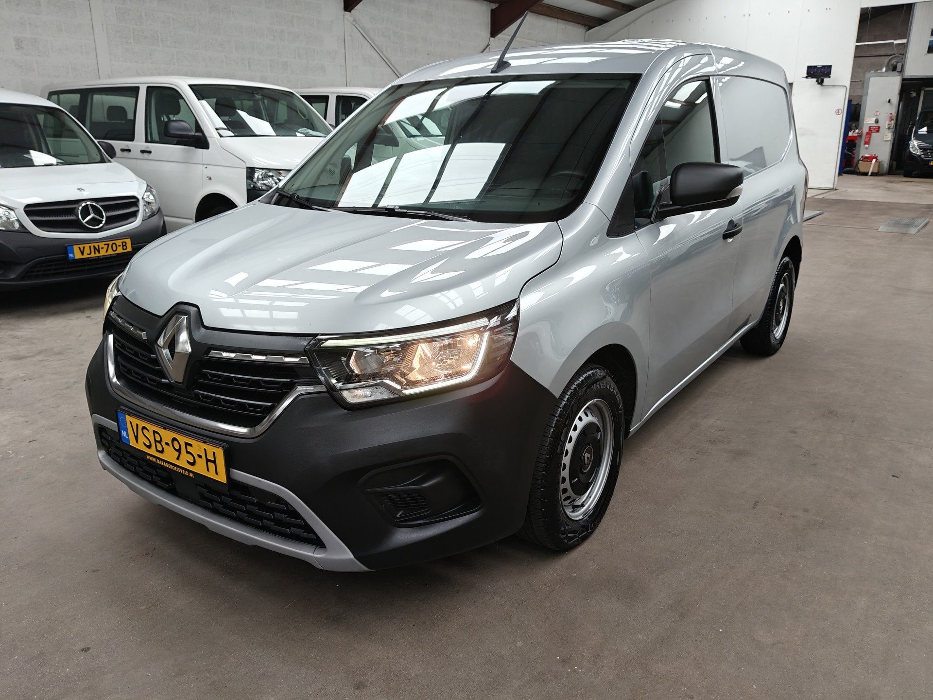 Renault Kangoo Express 1.5 Blue dCi 95 Comfort (bj 2022), Auto's, Voorwielaandrijving, Gebruikt, Euro 6, 4 cilinders