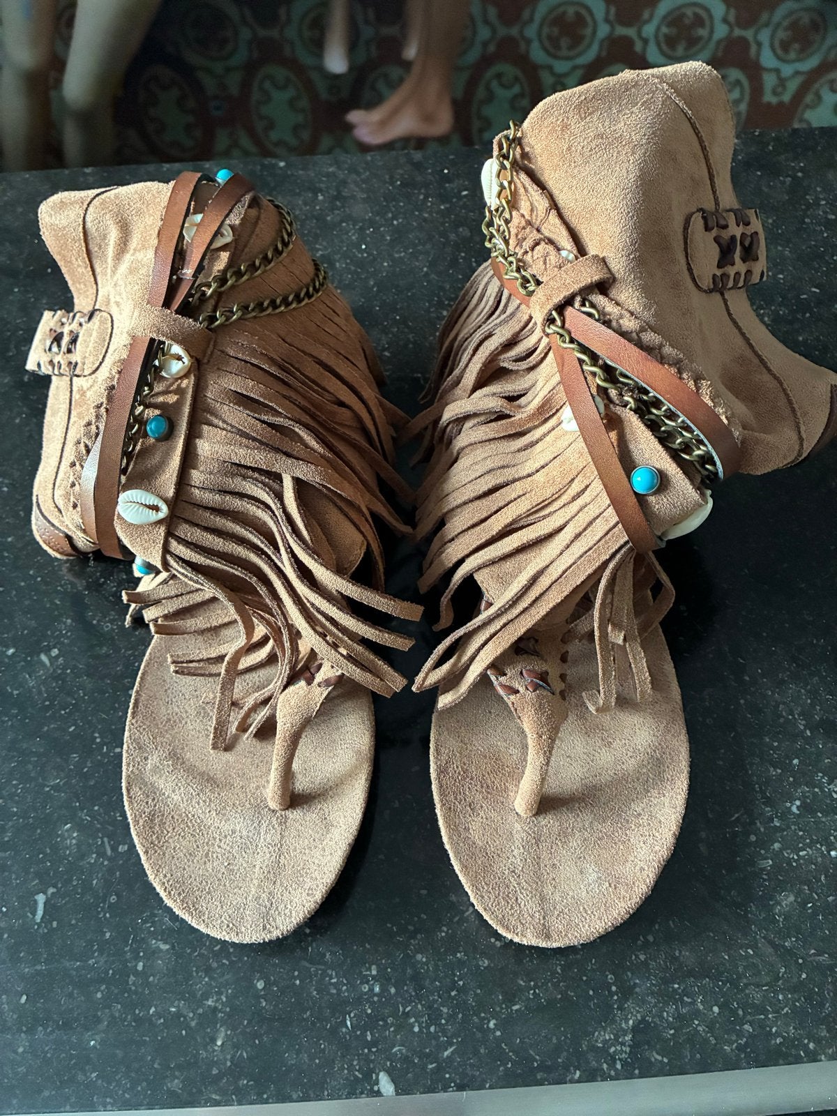 Boho sandalen met franjes en schelpen uit Ibiza maat 37, Bruin, Nieuw, Sandalen of Muiltjes, Ophalen of Verzenden