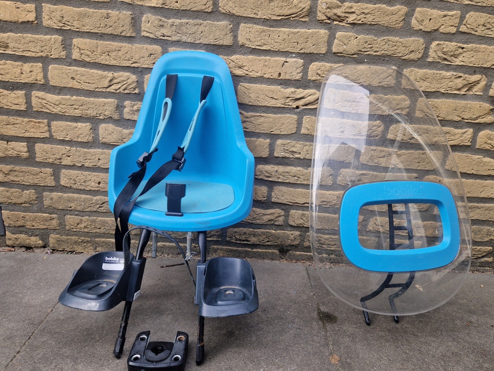 Bobike One Fietsstoeltje Voor met Windscherm (9-15 kg), Ophalen, Bobike, Gebruikt, Voetsteuntjes