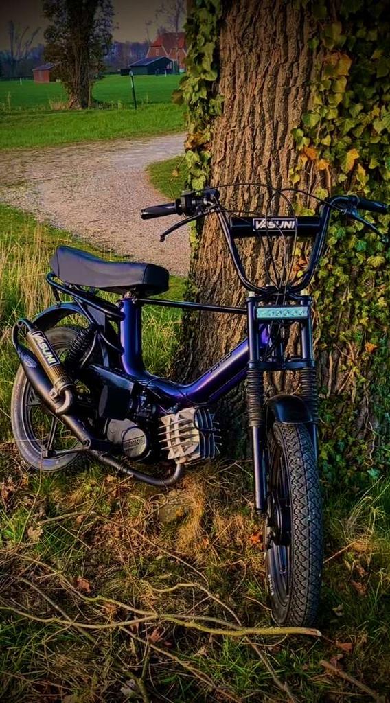 Tomos 74cc MET KENTEKEN, Fietsen en Brommers, Brommers | Tomos, Ophalen, Zo goed als nieuw, 2 versnellingen, 74 cc