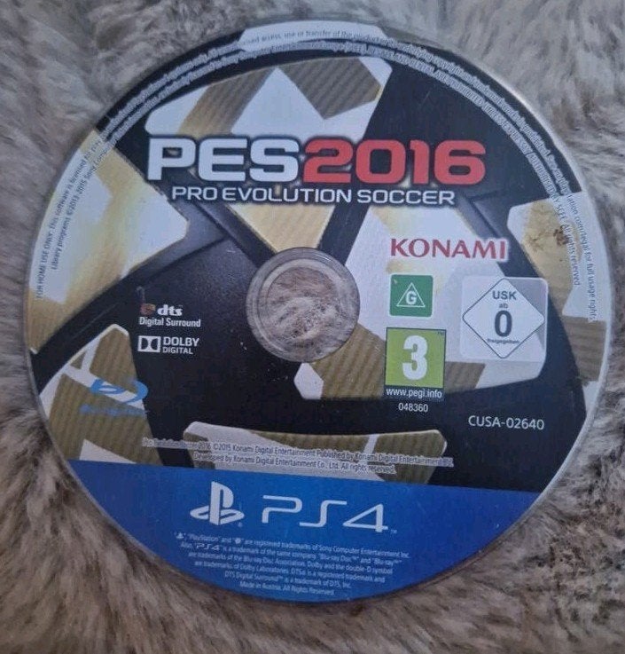 PES 2016 Pro Evolution Soccer PS4 Game Disc, 2 spelers, Ophalen of Verzenden, Zo goed als nieuw, Eén computer