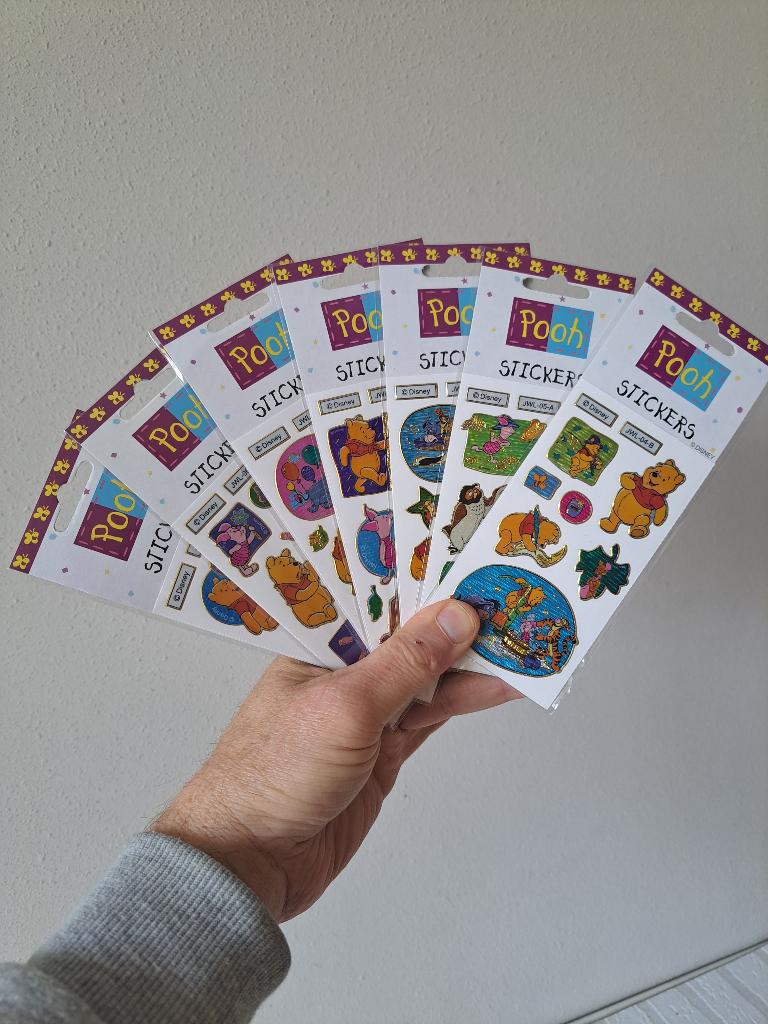 Set van 7 stuks Winnie de Poeh stickers, Disney B6.5xH18cm, Verzamelen, Disney, Ophalen of Verzenden, Winnie de Poeh of vrienden