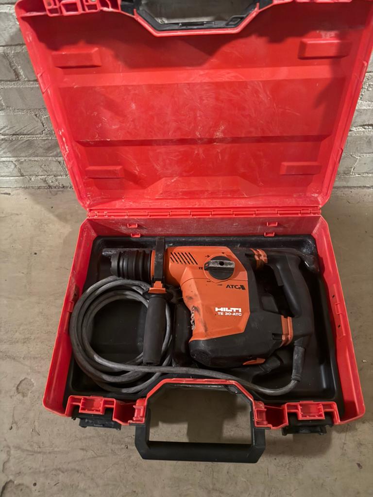 Hilti TE30-ATC-AVR Combiboor+DCH-150SL Frees goed lezen aub!, Boor- en/of Breekhamer, Ophalen of Verzenden, Variabele snelheid