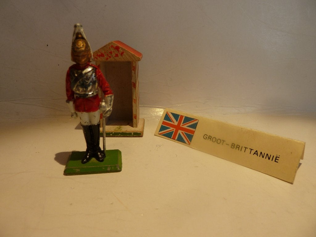 BRITAINS:   ENGELSE GUARD   ( 6.5 cm) uit England, Verzamelen, Ophalen of Verzenden, Zo goed als nieuw