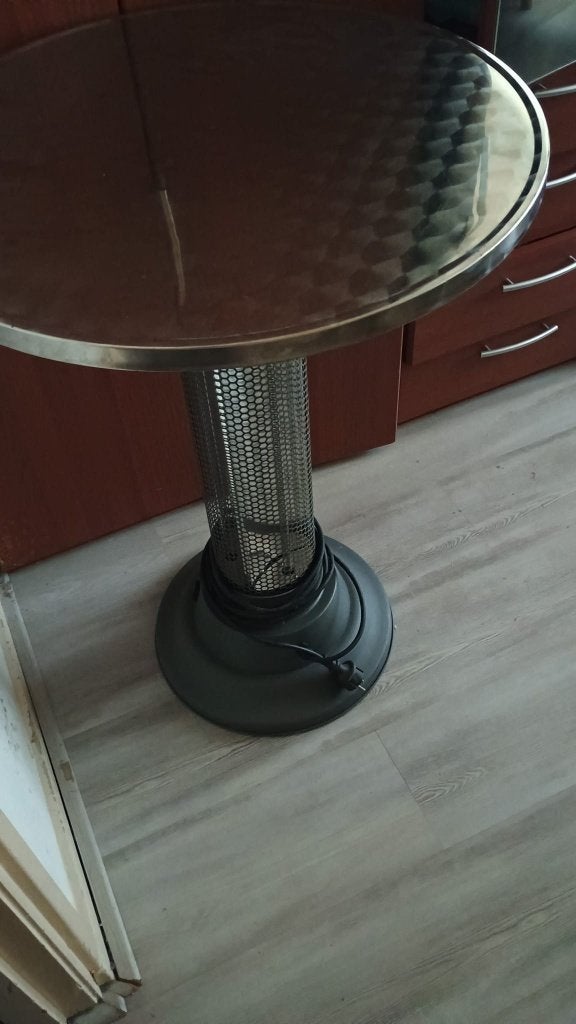 Schitterende terrastafel met ingebouwde heater, Ophalen, Zo goed als nieuw