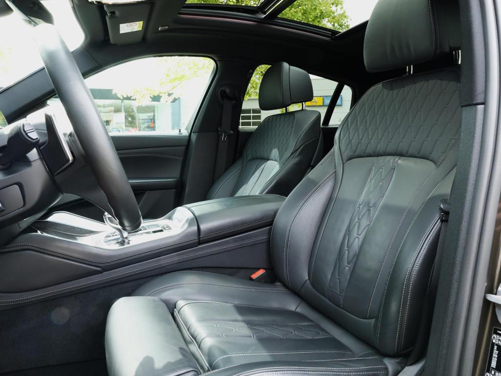 BMW X6 xDrive40i M-Sport|Iconic Glow|Pano|Laser|Nappa, Auto's, BMW, Gebruikt, 340 pk, Bedrijf, Vierwielaandrijving