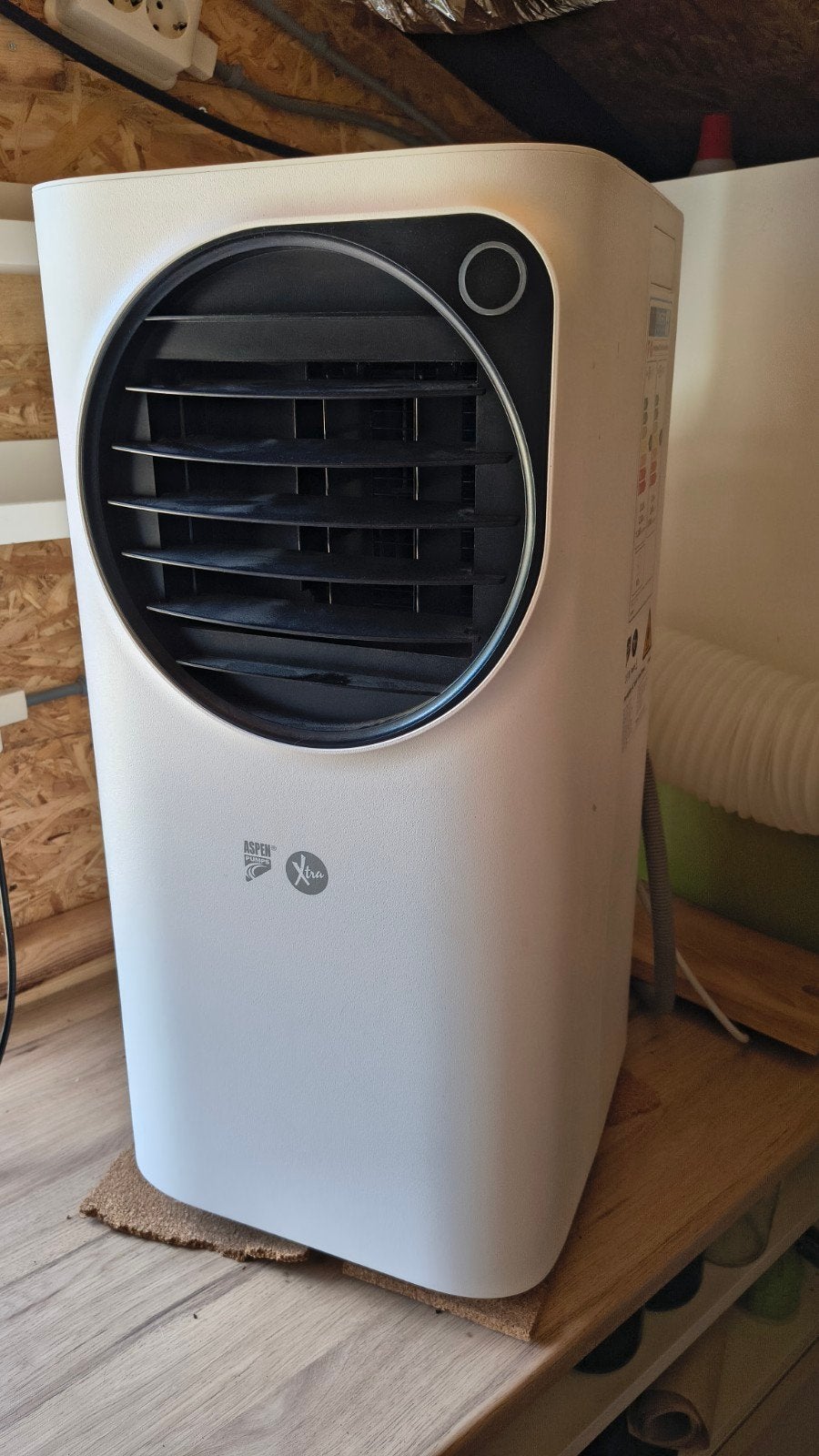 Mobiele airco (1 jaar oud) - Koelen en Verwarmen, Ophalen, Koelen en Ontvochtigen, Minder dan 60 m³, Timer