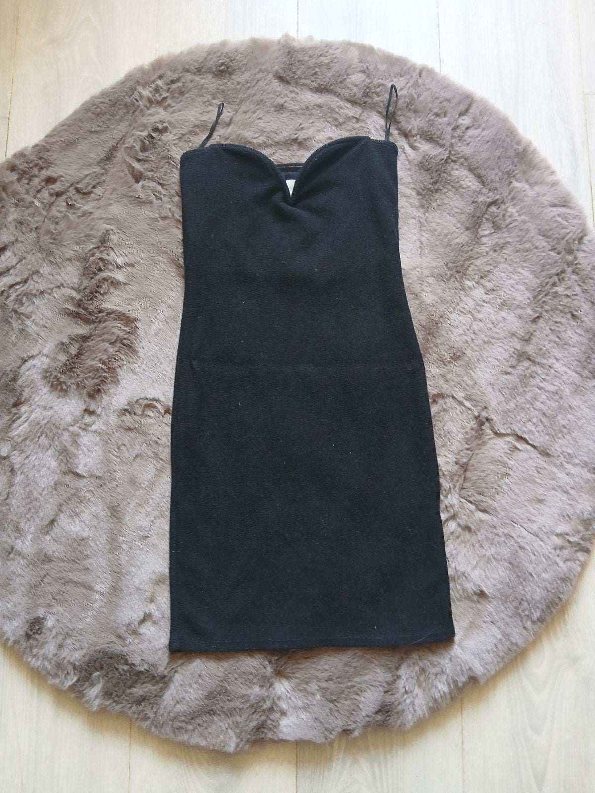 Zwarte H&M Strapless jurk met V-hals maat XS, H&M, Zwart, Ophalen of Verzenden, Zo goed als nieuw