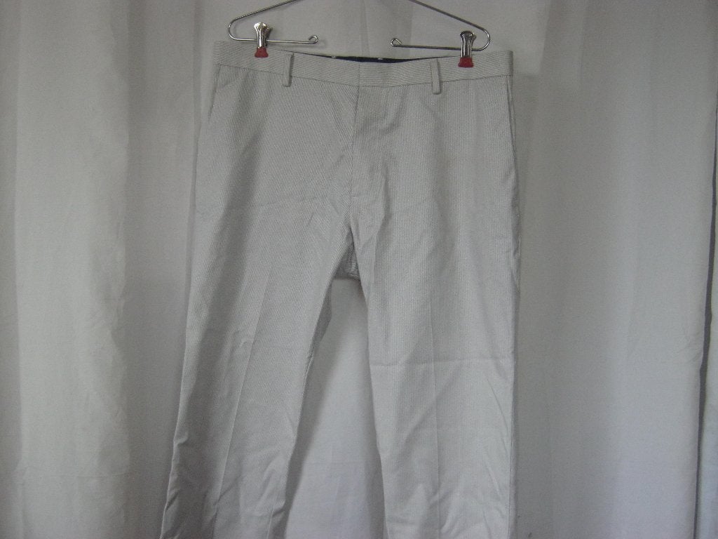 grijs wit gestreepte  broek mt 35 =50  L 32  Banana Republic, Maat 48/50 (M), Banana republic, Ophalen of Verzenden, Grijs